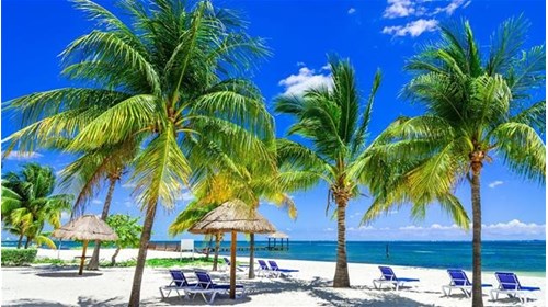 Cancun honeymoon dreams!