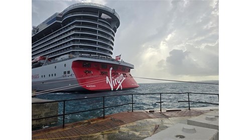 The beautiful Brilliant Lady in Bermuda