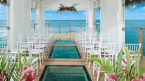 Sandals & Beaches Destination Wedding Expert