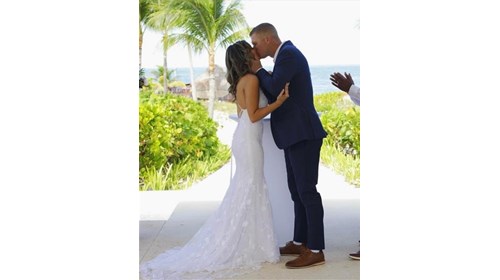 My Gorgeous Destination Wedding Couple in Cancun 