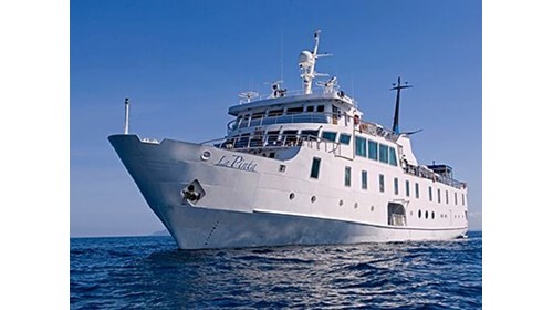 UnCruise La Pinta yacht in Galapagos, Ecuador
