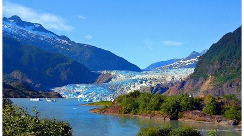 Mendenhall Glacier in Juneau