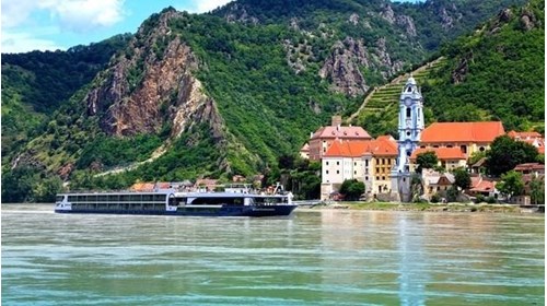 River cruising along the Rhine