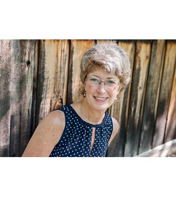 Helen Sims: Hawaii  Travel Agent in Shelbyville, KY