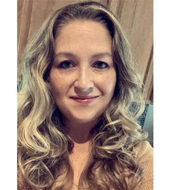 Amanda Ruhl:   Travel Agent in Hillsboro, MO