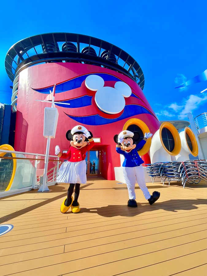 Mickey and Minnie aboard the Disney Wonder