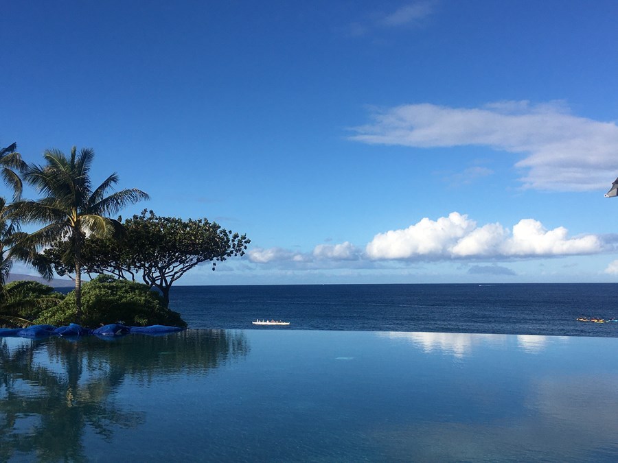 One of the prettiest infinity pools I have seen!