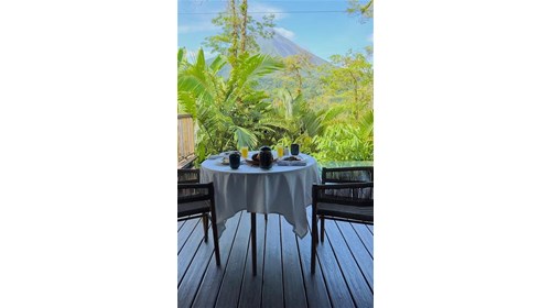 Private Breakfast with Arenal Volcano View 